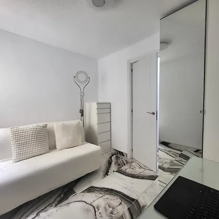 Apartmán 2 Bedrooms Flat + Balcony + Parking At Canteras Las Palmas de Gran Canaria
