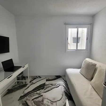 2 Bedrooms Flat + Balcony + Parking At Canteras Apartmán *